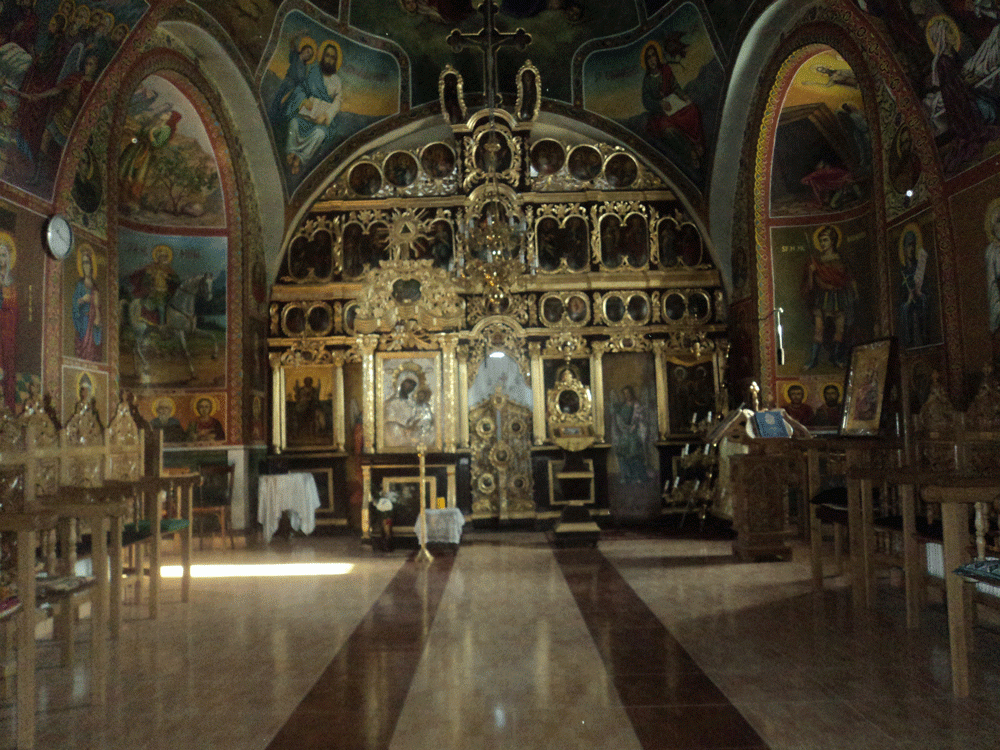 Interiorul Bisericii parohiale